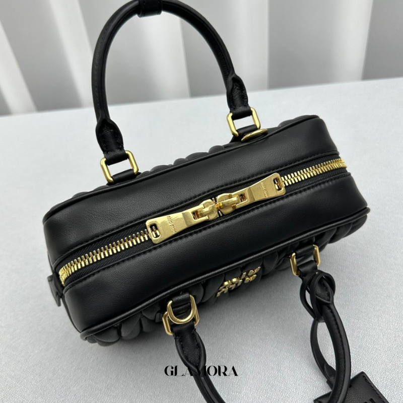 Bolsa "Arcadie" Miu Miu Preta